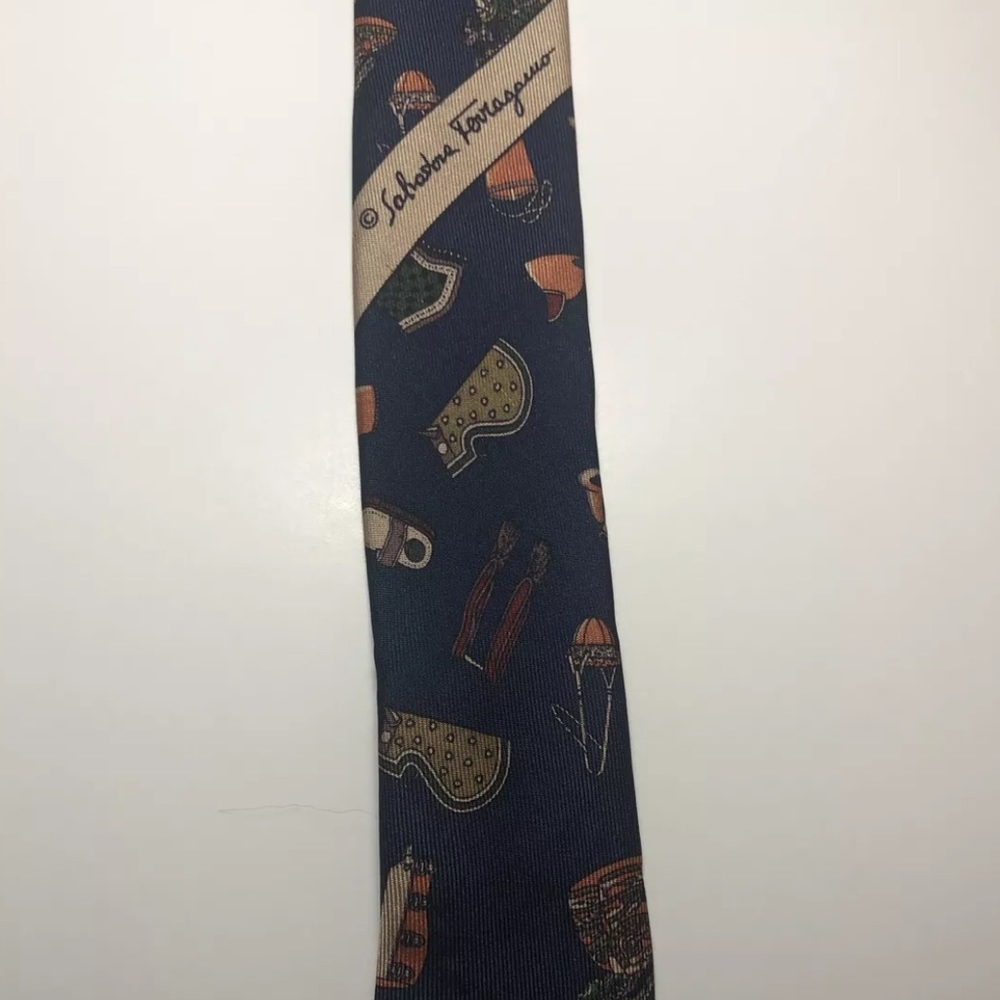 Salvatore Ferragamo Blue Horse Equestrian Necktie 100% Silk Italy 3.5” Wide - Picture 9 of 12